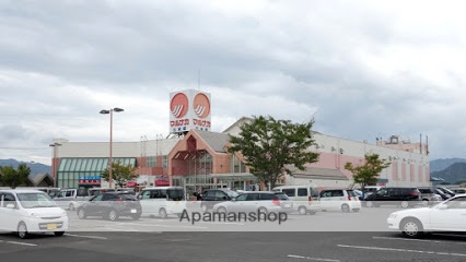 スーパー　（株）マルナカ／三木店（スーパー）まで3597m