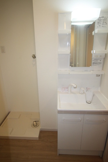 洗面設備　室内洗濯置場もあります☆