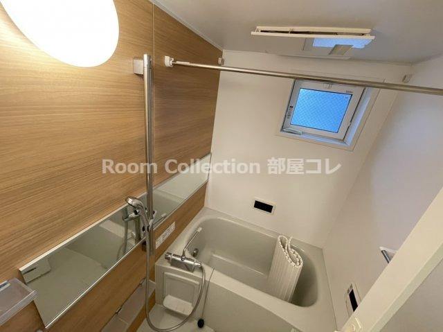 バス・シャワールーム　※同物件他部屋写真 反転の場合有