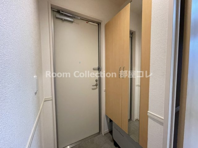 玄関　※同物件他部屋写真 反転の場合有