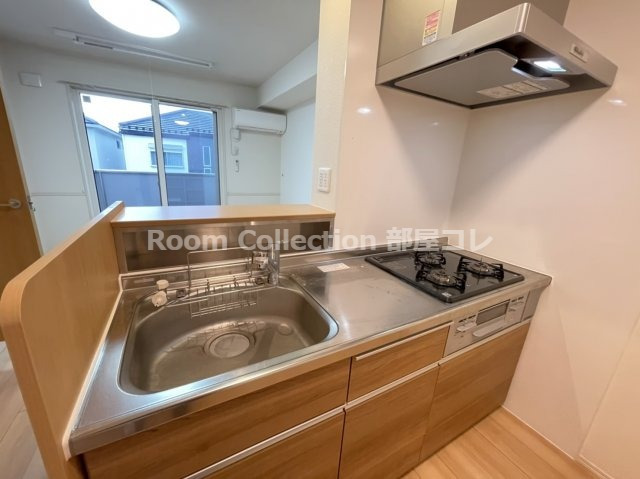 キッチン　※同物件他部屋写真 反転の場合有