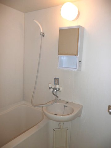 洗面設備　同仕様