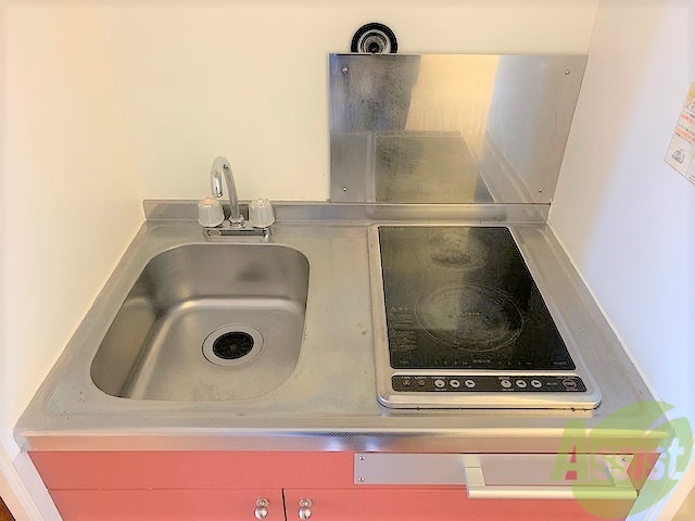 キッチン　同タイプ物件の為、形状や間取寸法、色調等が実際とは異なります