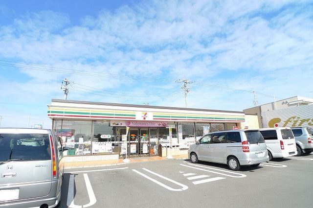 コンビニ　セブン‐イレブン 焼津祢宜島店（コンビニ）まで925m