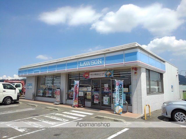 コンビニ　ローソン綾歌町栗熊西店（コンビニ）まで210m