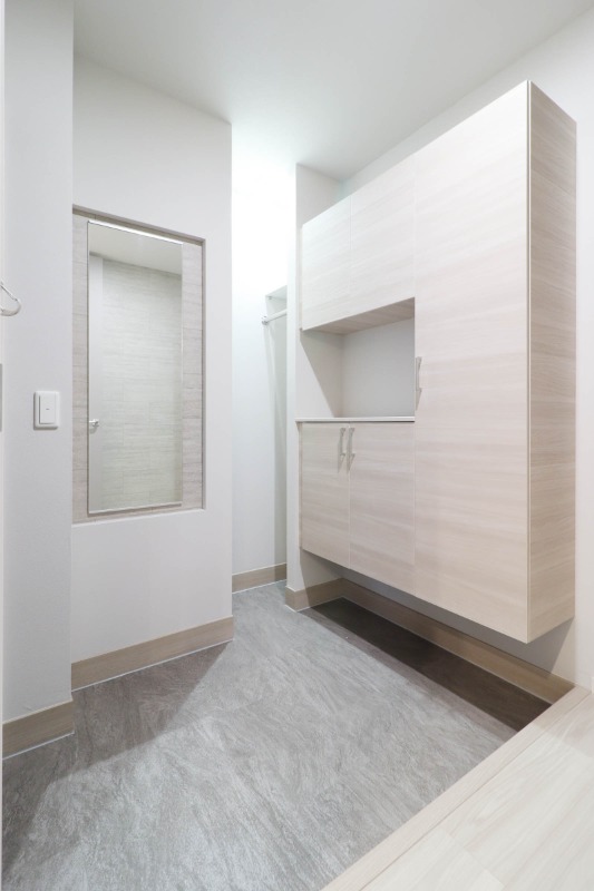 玄関　図面と現状に相違がある場合には現状を優先