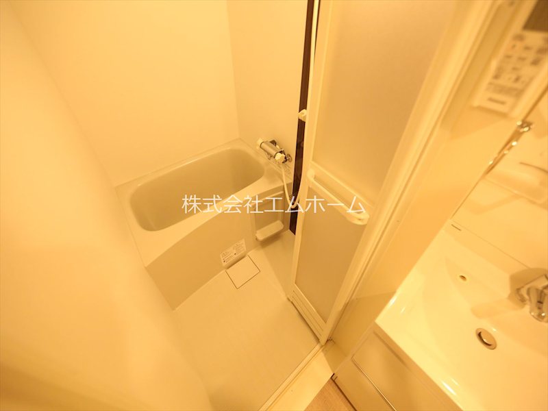 バス・シャワールーム　バスルーム　浴室暖房乾燥機付き