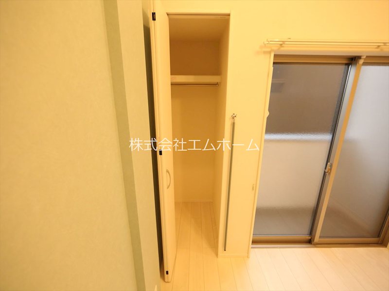 収納　クローゼット付
