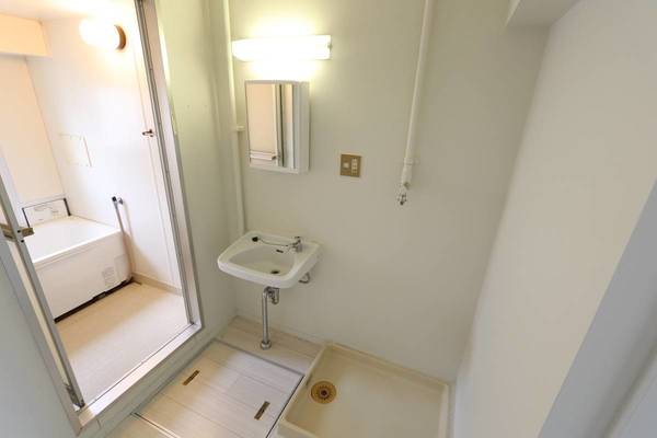 洗面設備　ビレッジハウスの同一物件・同一タイプの間取りの写真です