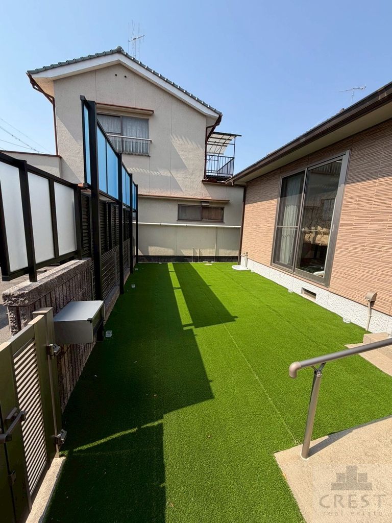 バルコニー　専用庭