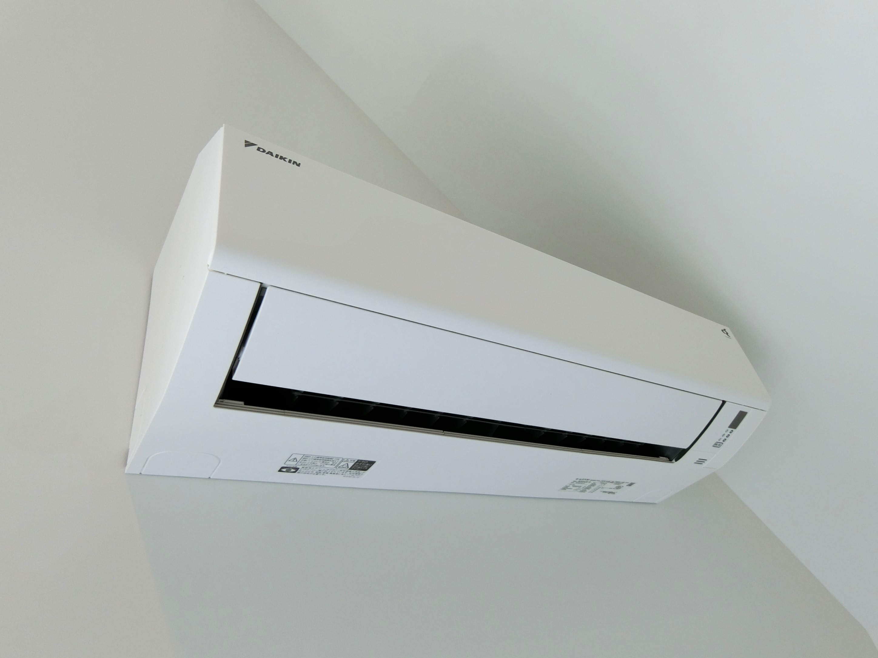 その他設備　新品のエアコン