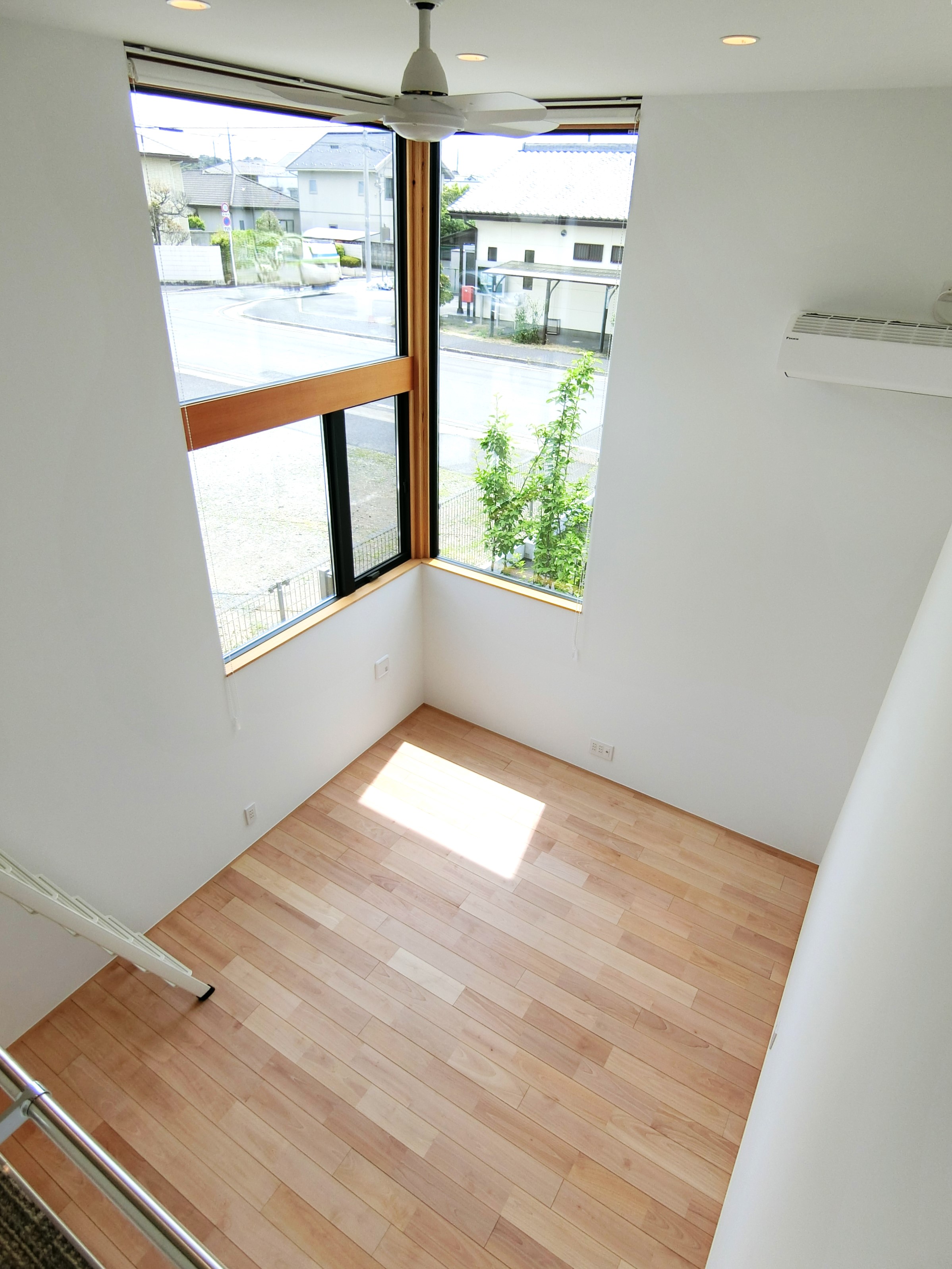 居室・リビング　※写真はA号室