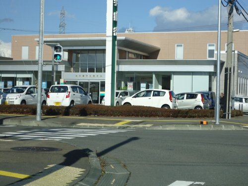 銀行　岩手銀行本宮支店（銀行）まで83m