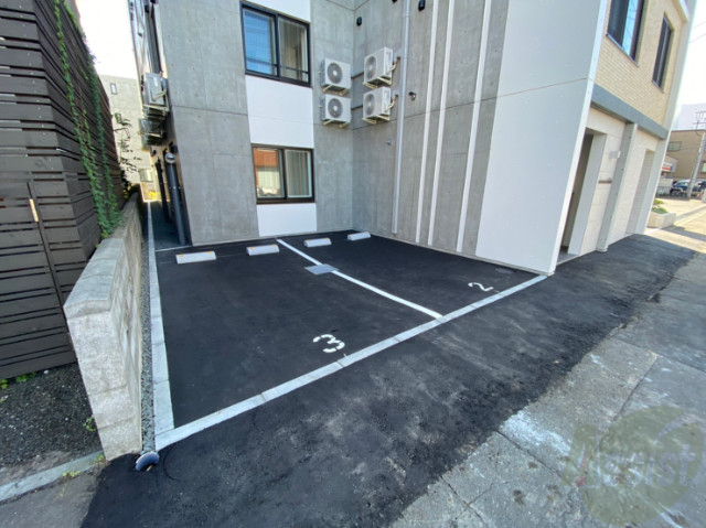 駐車場　駐輪場