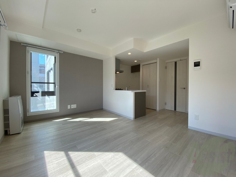 居室・リビング　広くてキレイなお部屋が広がっていて、充実した生活が送れそう。