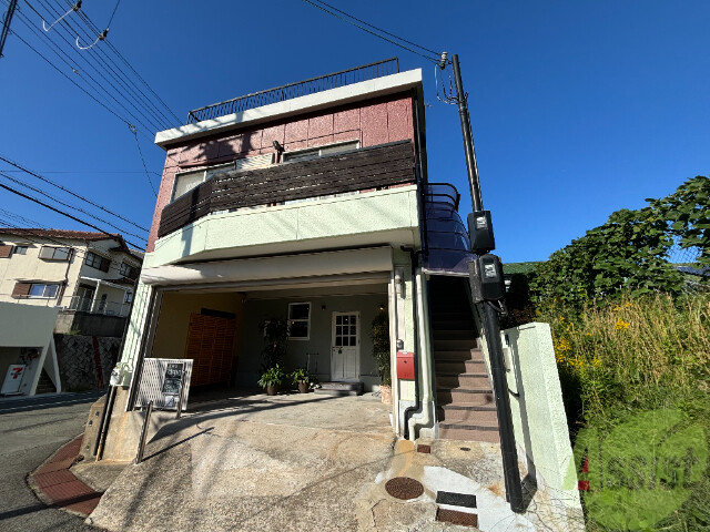 多井畑貸家の外観写真