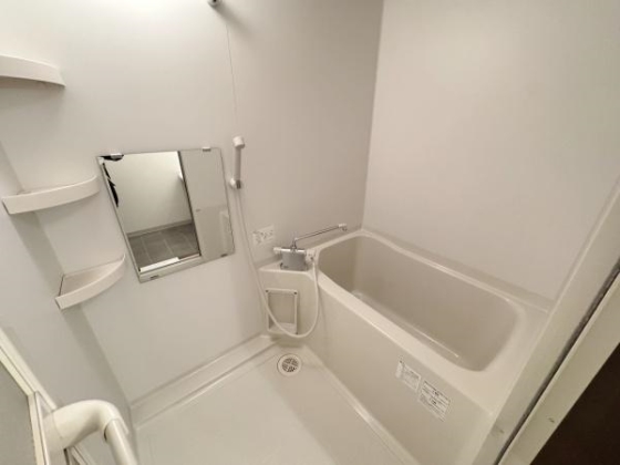 バス・シャワールーム　サーモスタット水栓付き！