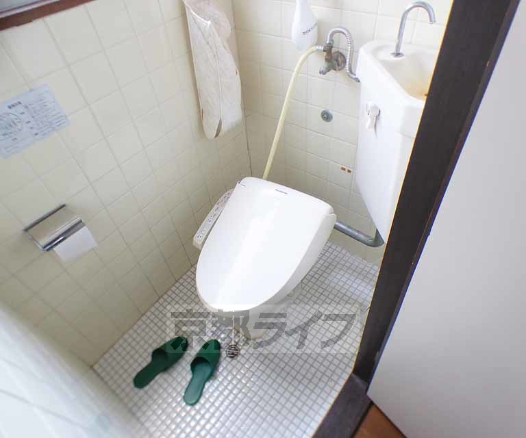 トイレ　共同共有使用スペース