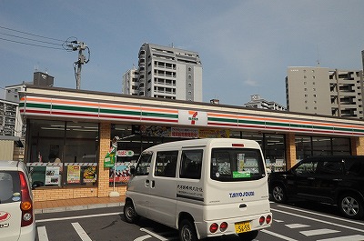 コンビニ　☆セブンイレブン 小倉馬借3丁目店（コンビニ）まで140m