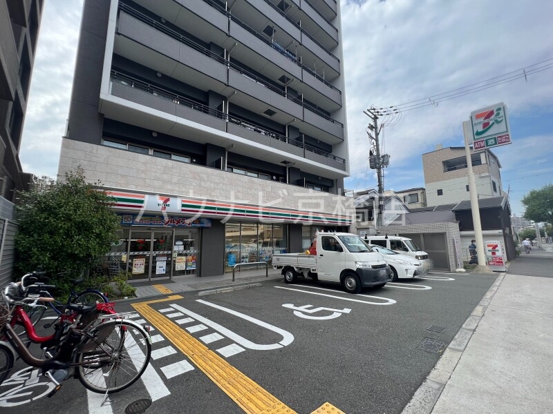 コンビニ　セブンイレブン大阪東野田町5丁目店（コンビニ）まで194m