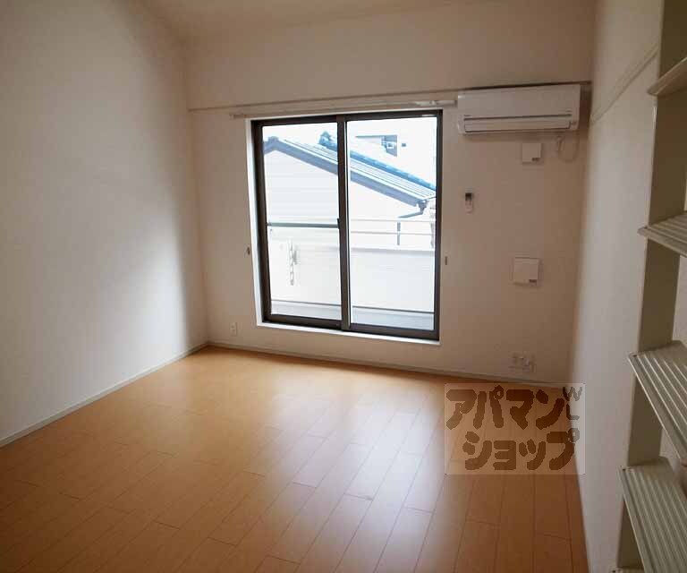 居室・リビング　明るい室内です・