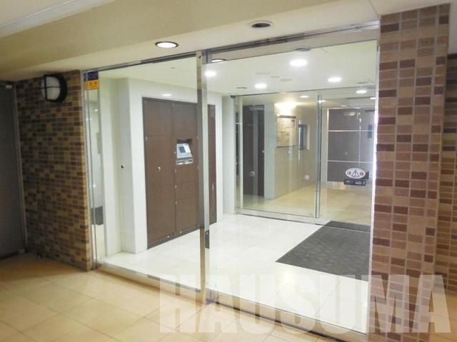 エントランス　エントランス