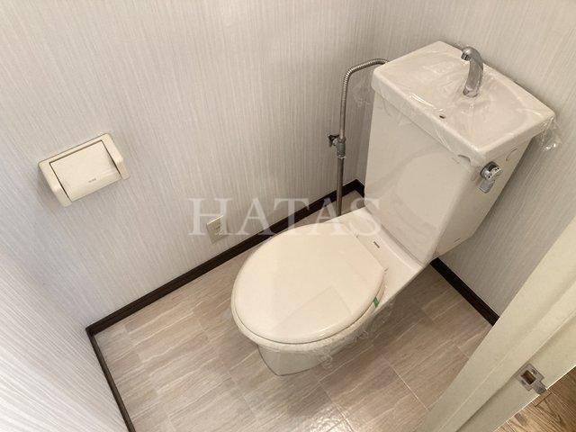 トイレ　同物件別部屋です。