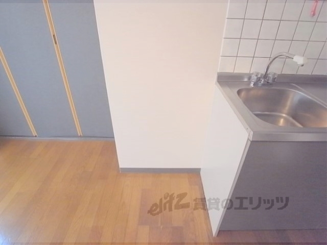 その他部屋・スペース　キッチン横に置いて頂けます。