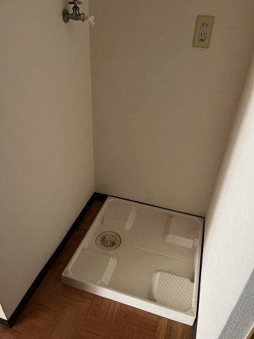 その他設備　洗濯機置き場