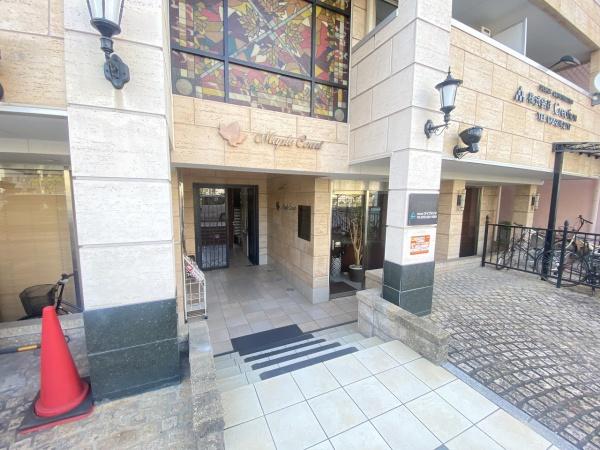 エントランス　綺麗なエントランス！