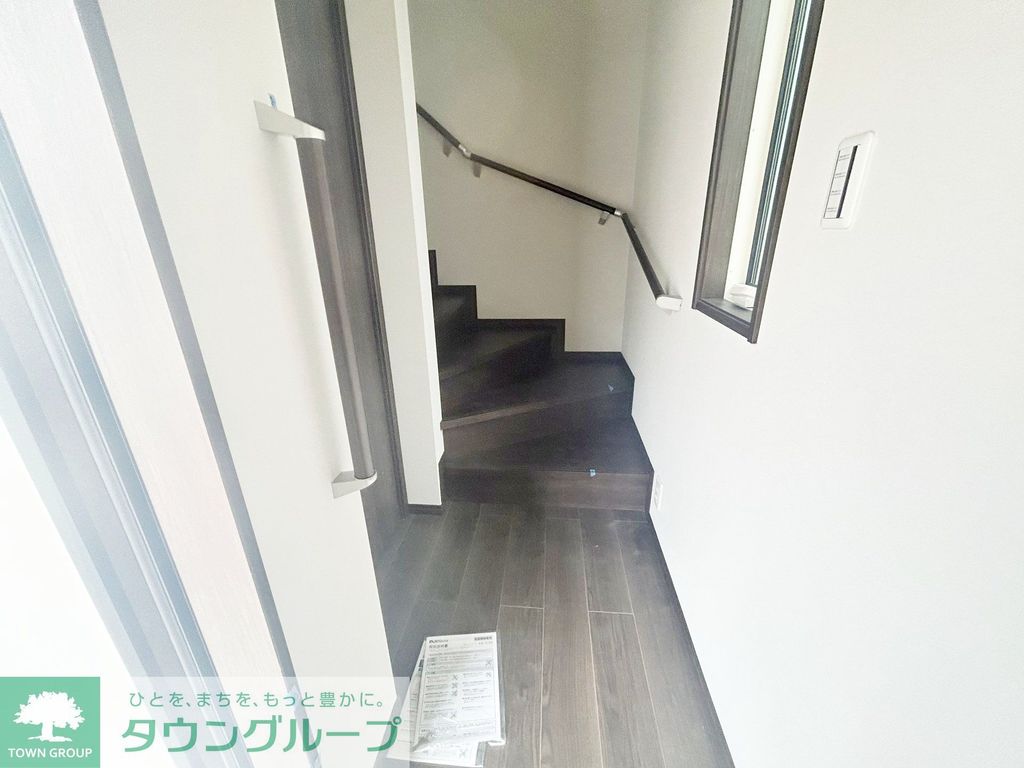 玄関　バルコニー