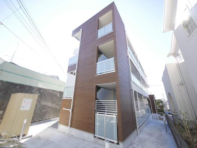 建物外観　★お部屋探しは（０４６－２３６－３９３９）住まナビＮＥＸＴ★