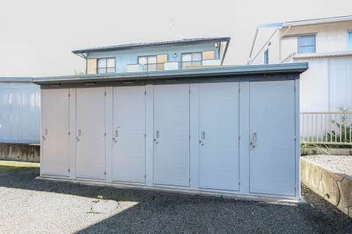 建物外観　ストッカー