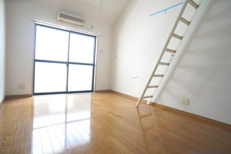 居室・リビング　別号室