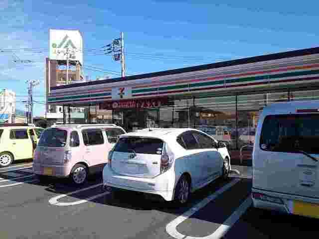 コンビニ　セブンイレブン姉ケ崎駅入口店（コンビニ）まで150m