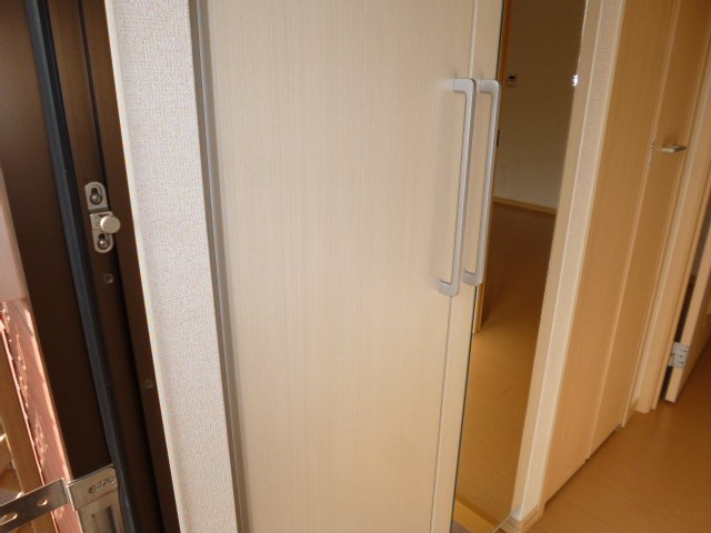 玄関　シューズボックス