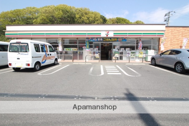 コンビニ　セブンイレブン／賞田店（コンビニ）まで350m