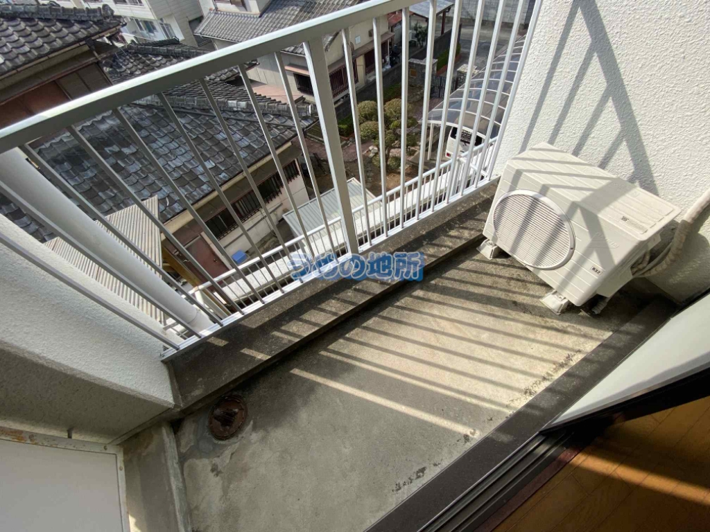 バルコニー　バルコニー