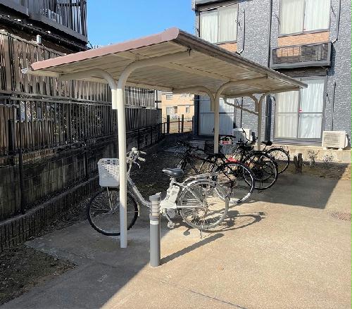 その他共有部分　屋根付き駐輪場