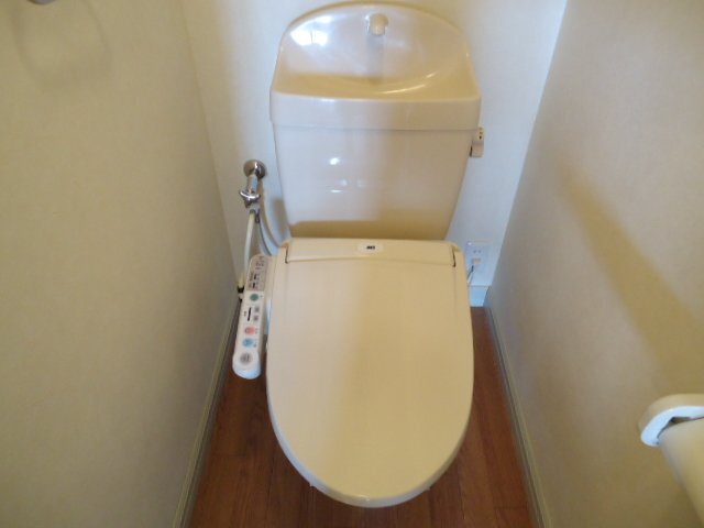 トイレ　シャワー付トイレ