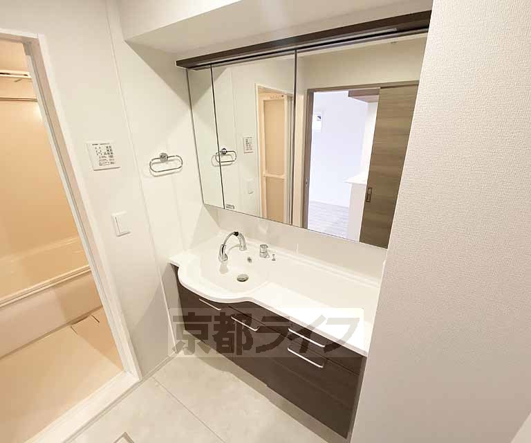 洗面設備　独立洗面台