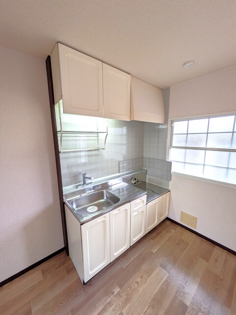 キッチン　２口ガスコンロ設置可能なキッチン☆