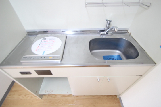 キッチン　※別部屋の写真です。