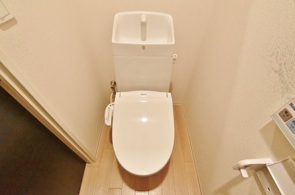 トイレ　★温水洗浄便座付トイレ★