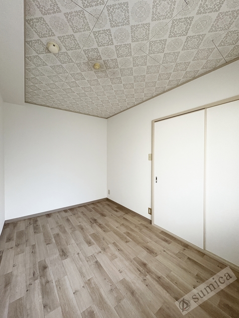 その他部屋・スペース　※１０３号室の反転写真です。