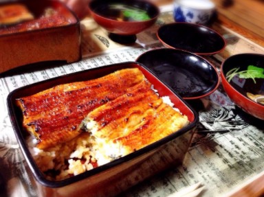 飲食店　冨久家うなぎ店（飲食店）まで881m