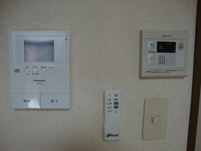 セキュリティ　カメラ付インターホン