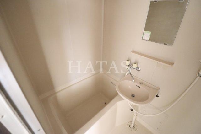 バス・シャワールーム　同物件別部屋です。