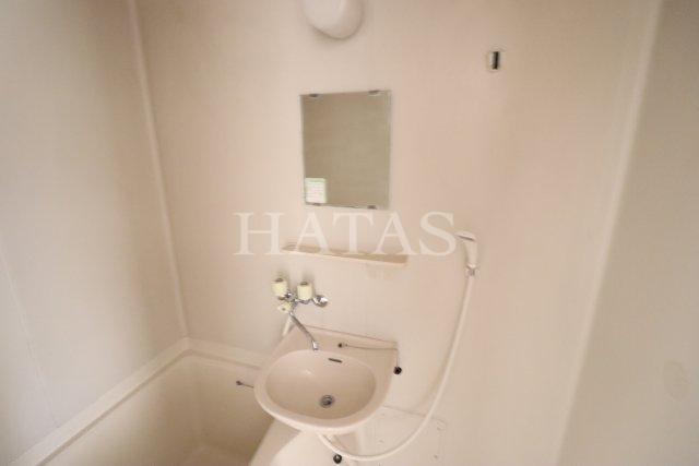 洗面設備　同物件別部屋です。