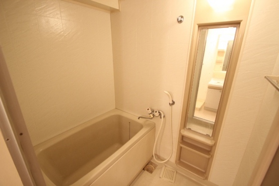 バス・シャワールーム　※別号室のお写真です。